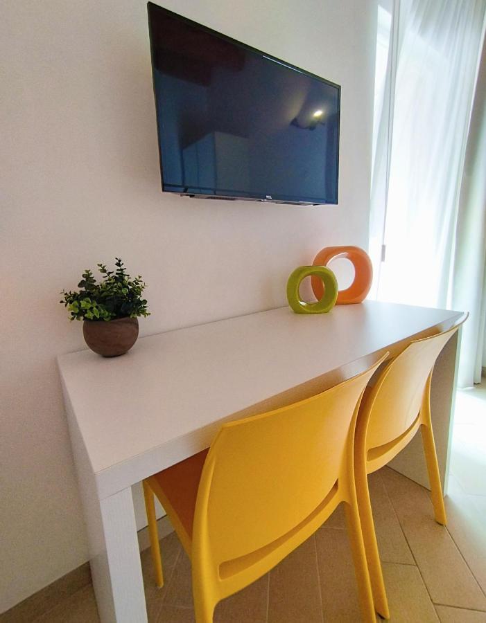 Alcamo Rooms Con Garage Privato 外观 照片